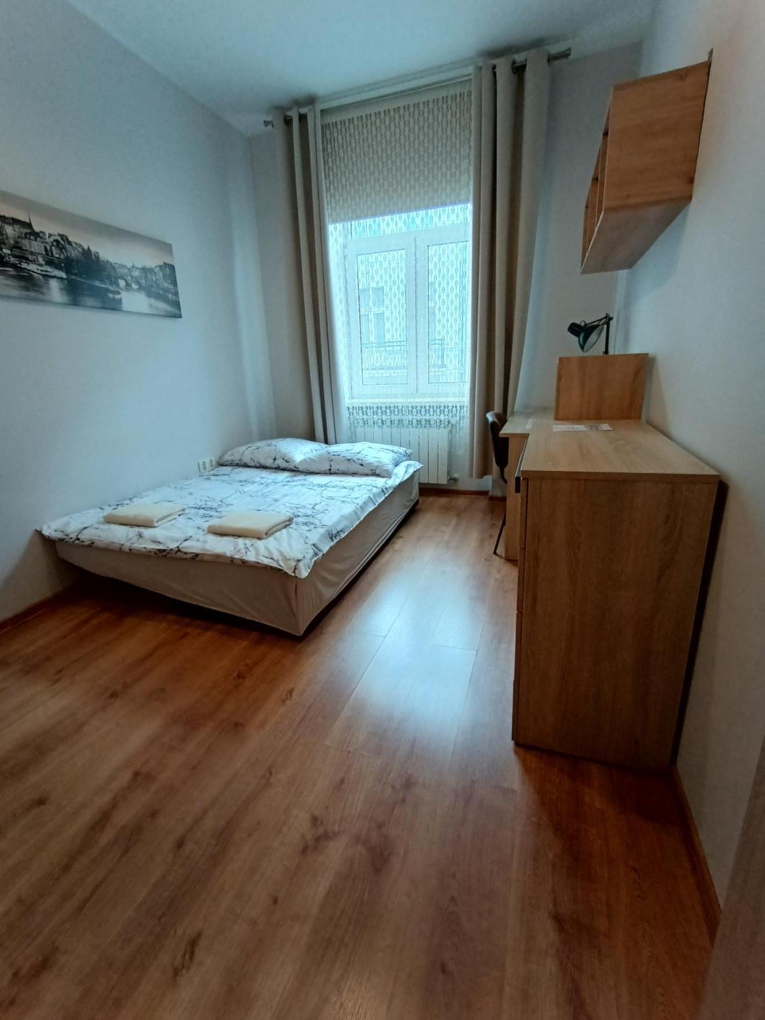 Obok Piotrkowskiej, Parking Gratis, Dostep Na Kod Apartament Łódź