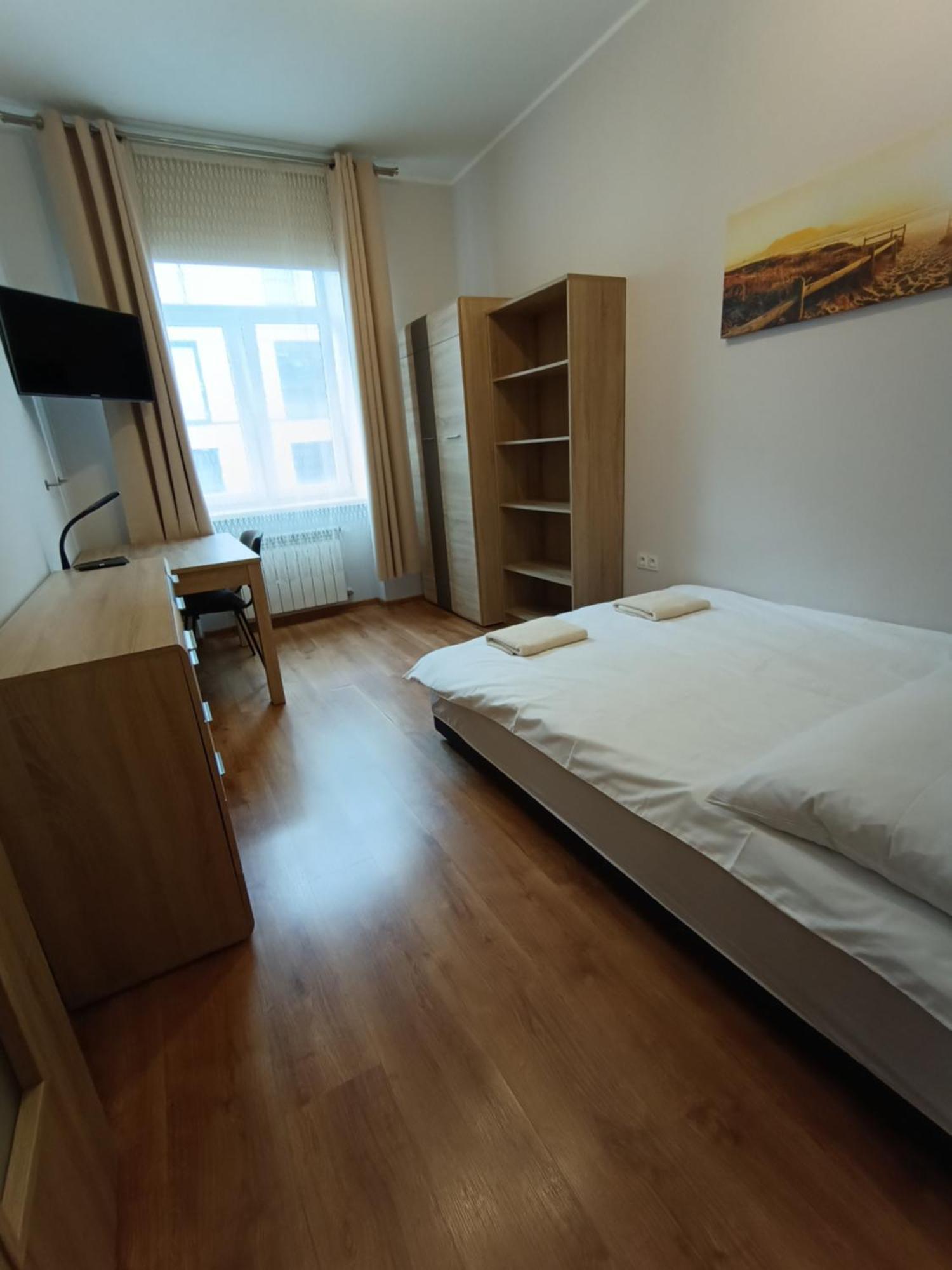 Apartament Obok Piotrkowskiej, Parking Gratis, Dostep Na Kod Łódź